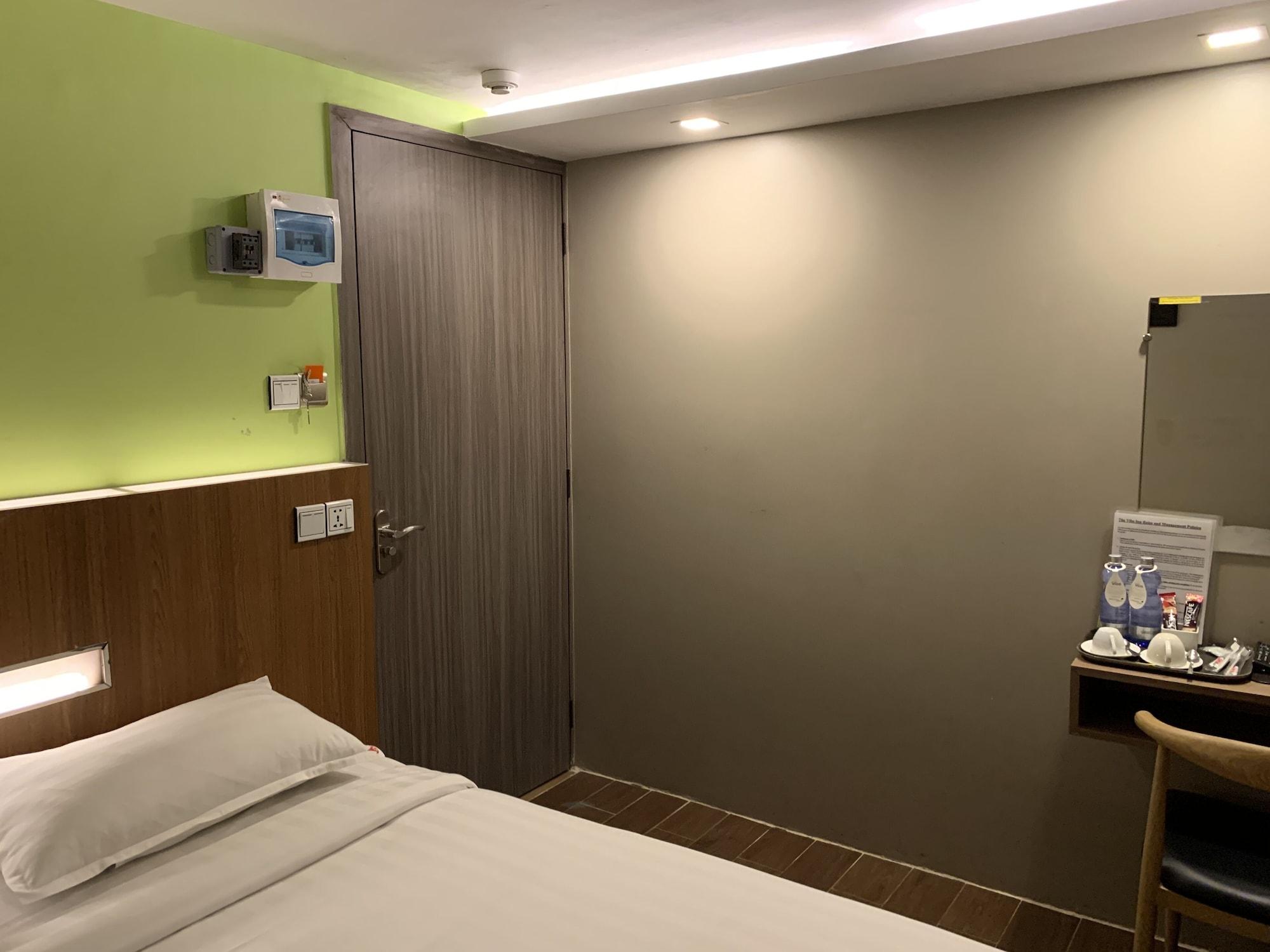The Vibe Hotel 2*